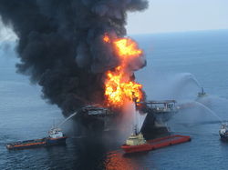 deepwater_horizon_fire.jpg