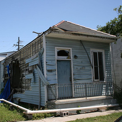 New Orleans Blighted House.jpg