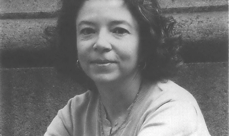 Portrait of woman 