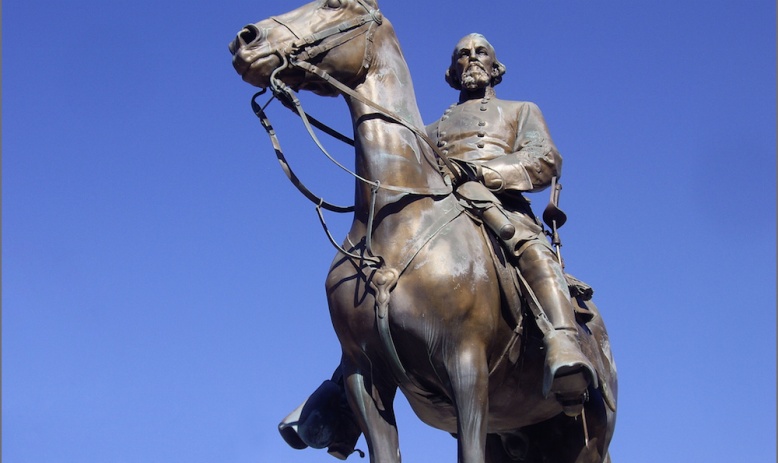 Nathan Bedford Forrest statue